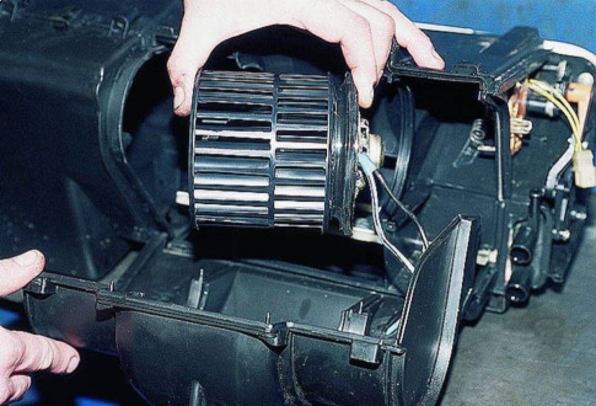 Радиатор печки автомобилей ВАЗ 2108 - 2115